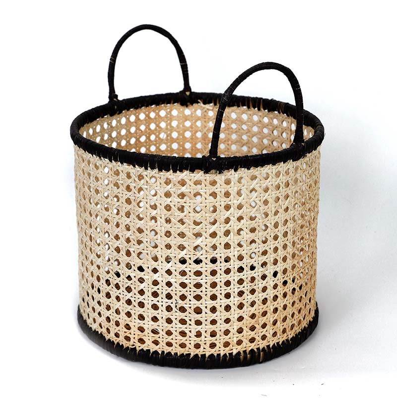 https://www.simpledecor.vn/wp-content/uploads/2021/12/Bamboo-storage-basket-Plant-holder-Vietnamese-Manufacturer-4-SD210926.jpg