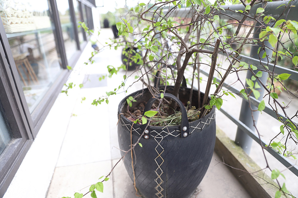 Wholesale Recycled Tire Planter