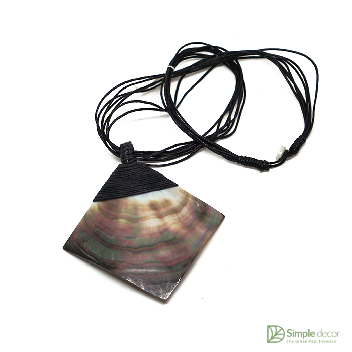 Mother of Pearl Necklace Wholesale Handcrafted in Vietnam - Image 2