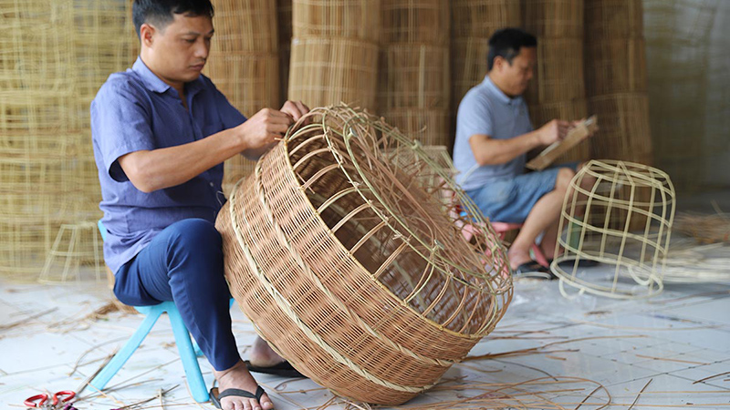 Rattan-furniture-factory-in-Vietnam