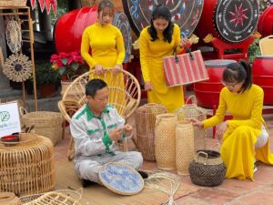 Artisan Simple Decor Tam Chuc Pagoda