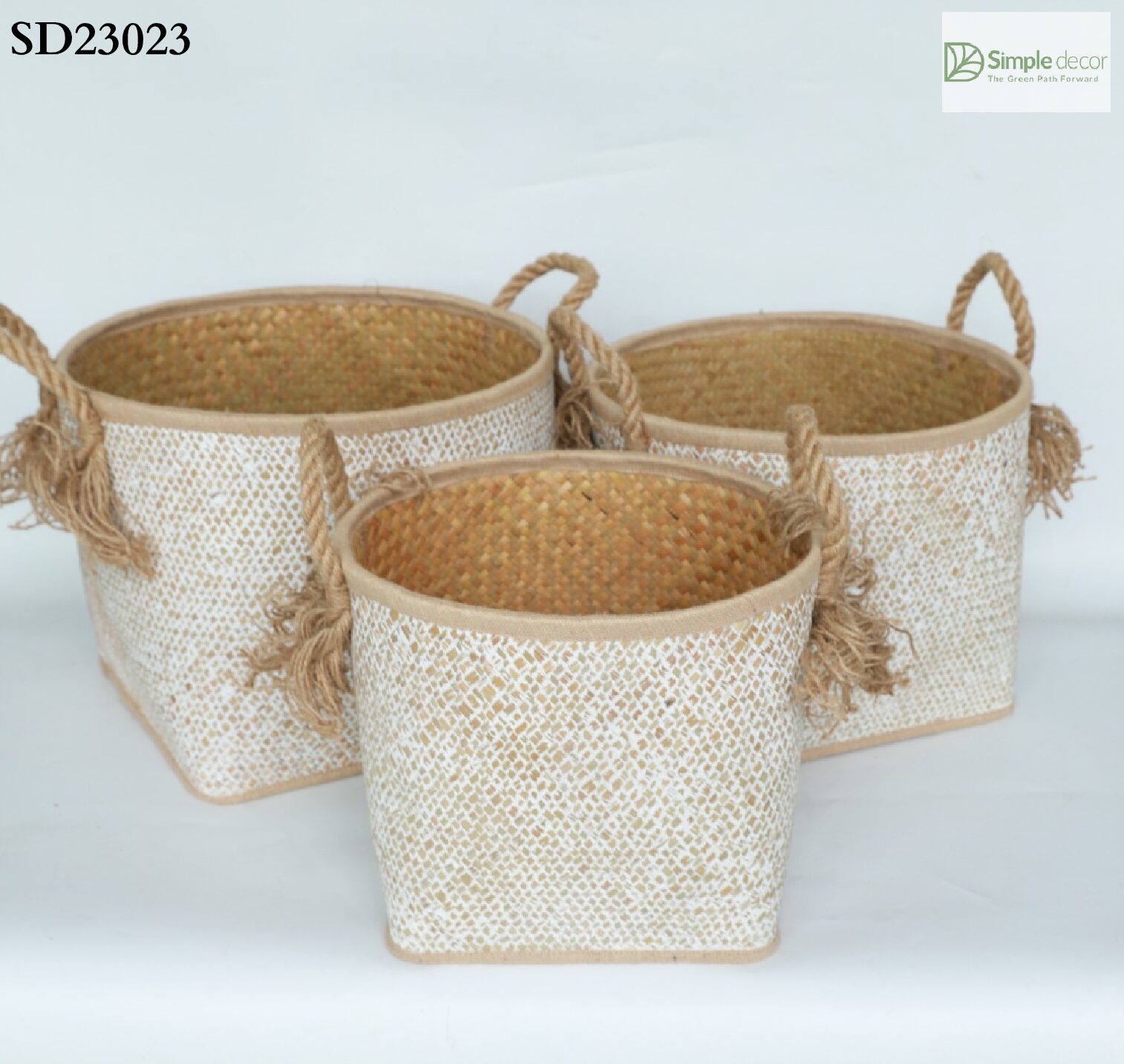 Set of sea grass baskets with handles